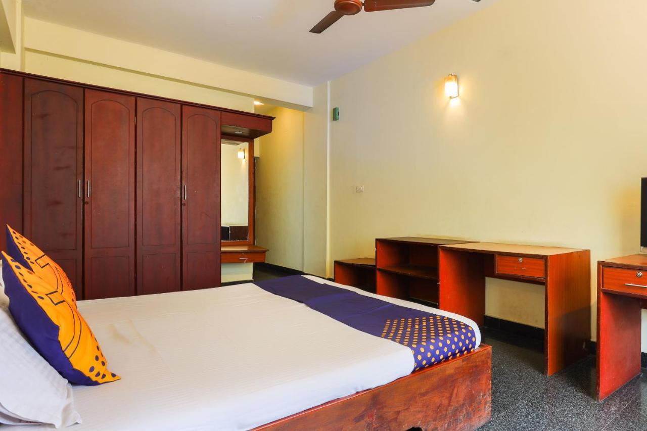 Spot On 64230 Killi Tourist Home Thiruvananthapuram Екстер'єр фото