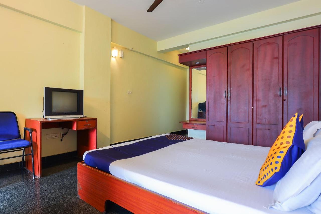 Spot On 64230 Killi Tourist Home Thiruvananthapuram Екстер'єр фото