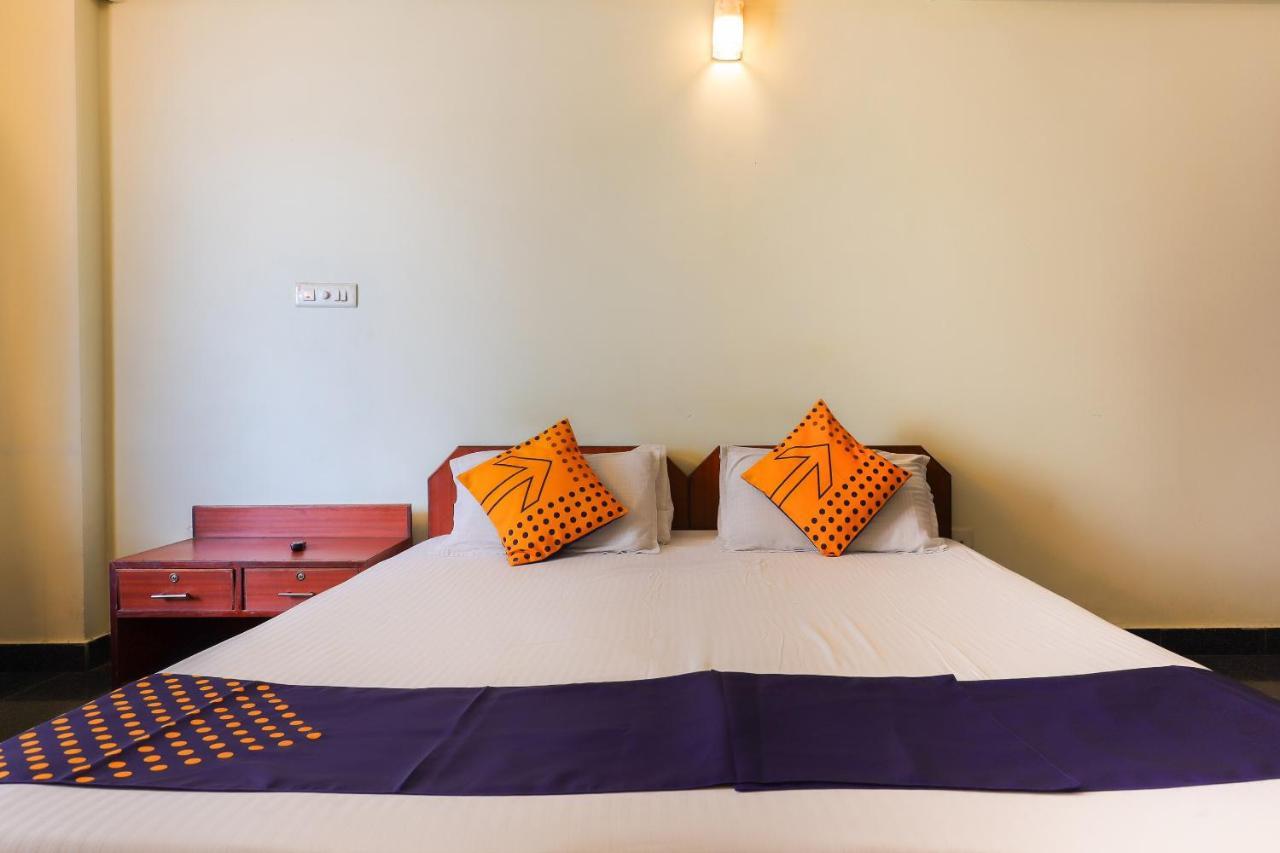 Spot On 64230 Killi Tourist Home Thiruvananthapuram Екстер'єр фото
