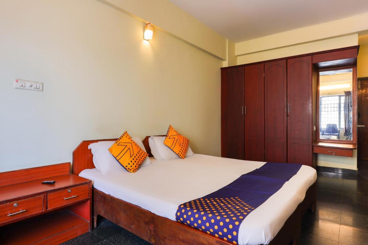 Spot On 64230 Killi Tourist Home Thiruvananthapuram Екстер'єр фото